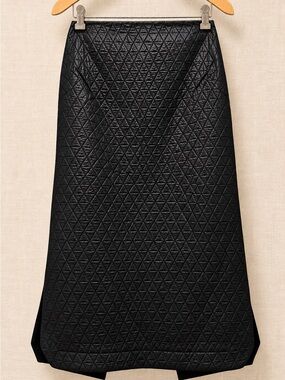 Roland Mouret Black Geometric Quilted Pencil Midi Skirt Gold Zip Luxury
